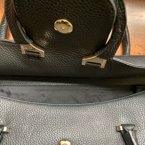 Handbag - Picture 3 of 13